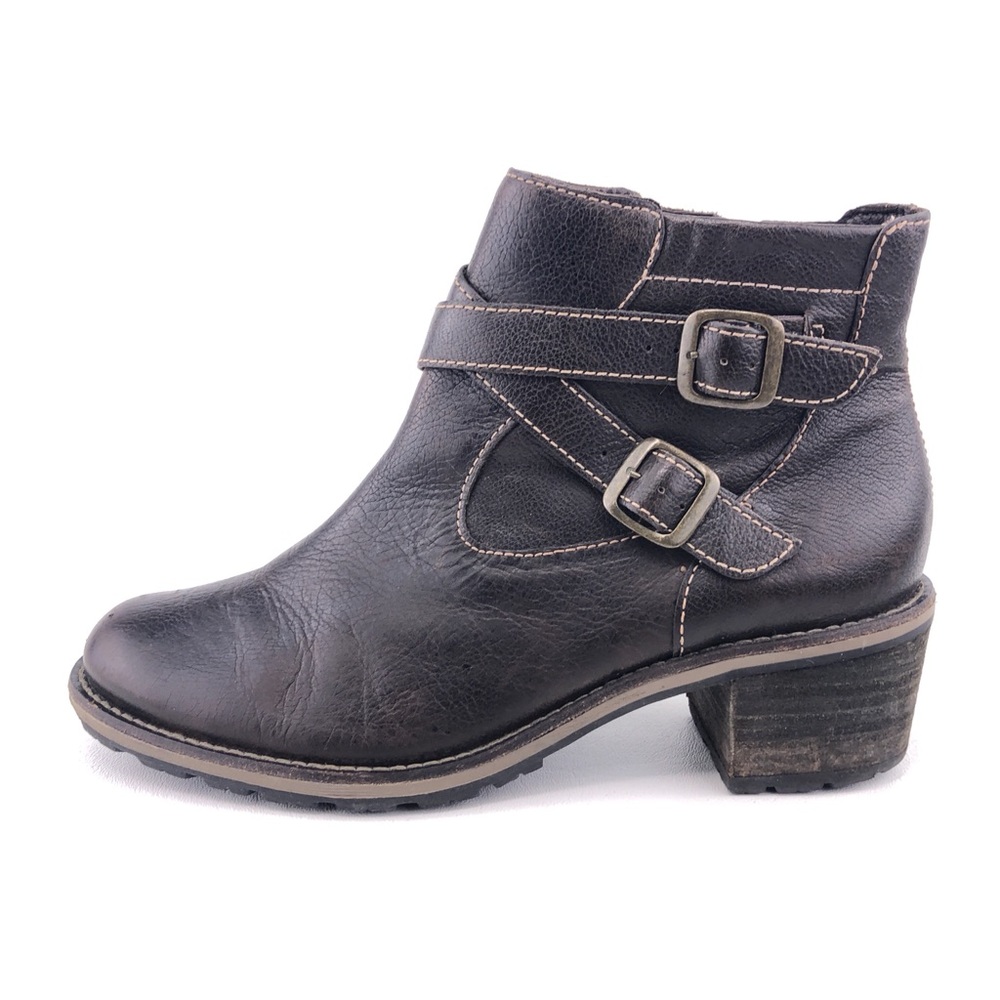 L.L. Bean Brown Leather Ankle Boots 8M